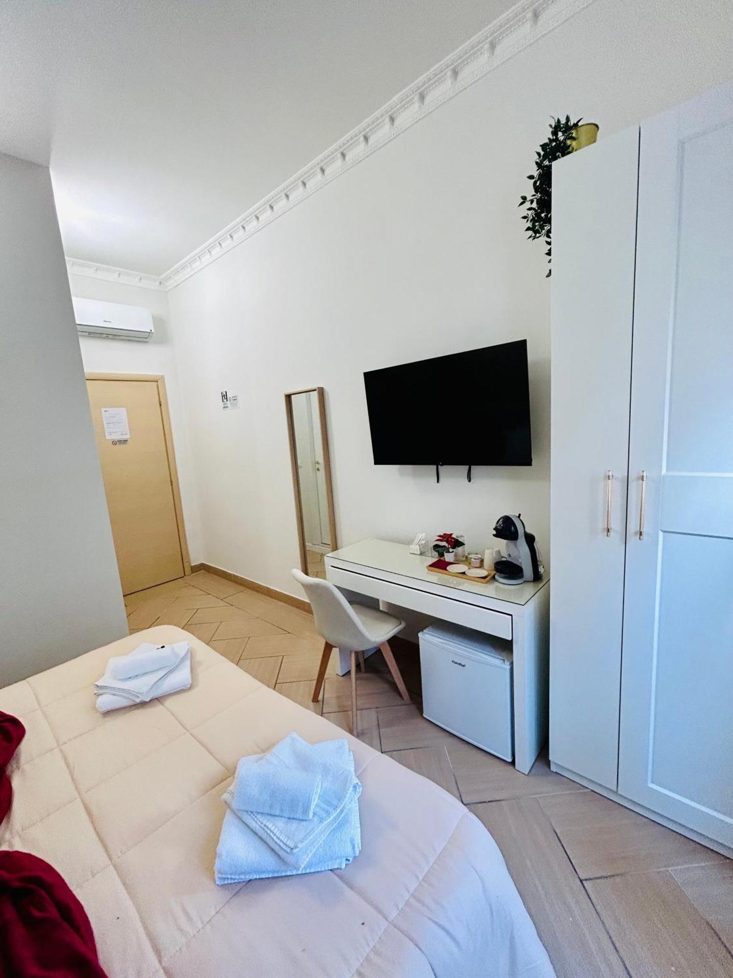 Domus Giolitti Hotel โรม ภายนอก รูปภาพ
