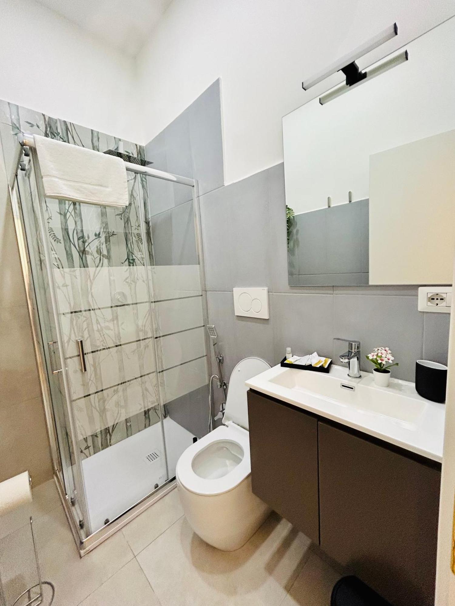 Domus Giolitti Hotel โรม ภายนอก รูปภาพ